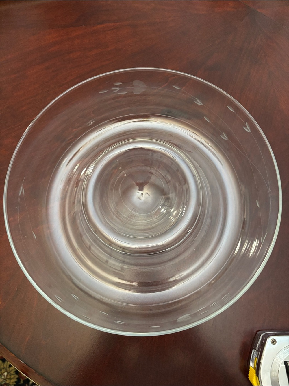 Clear Glass Serving Bowl - Elegant Home Dining Centerpiece